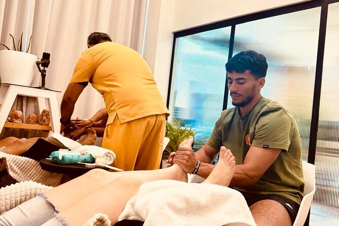 Reflexology Couples Workshop in Crete - Partner practice and personal feedback
