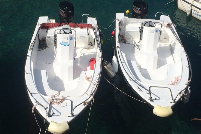 RENT A BOAT 5,5m - 30hp LICENSE FREE Chora Sfakion, Sfakia - From Sfakia Port to your own timetable by 9:00am