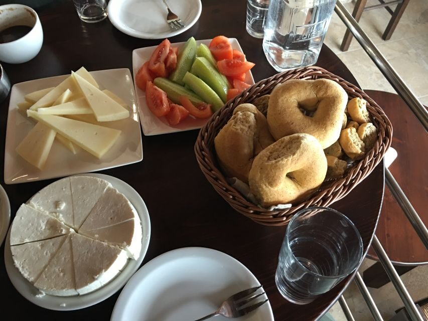 Rethymno 4x4 Safari: Tastes & Farm Experience - Axos mountain lunch: traditional platters in a family-run tavern