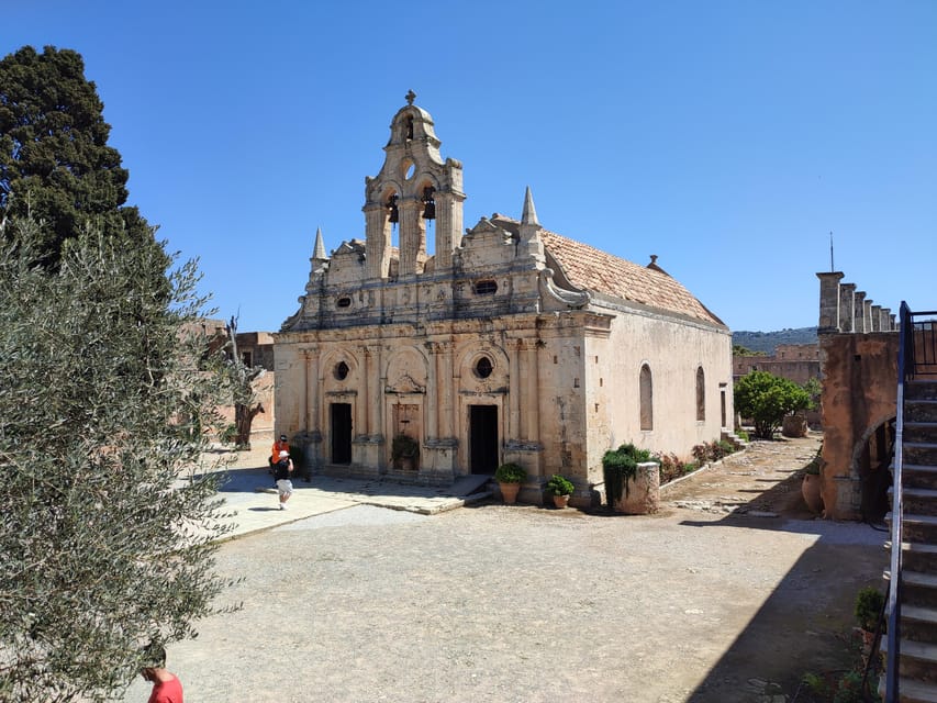 Rethymno: e-Bike tour to Arkadi monastery - The best time of day and season