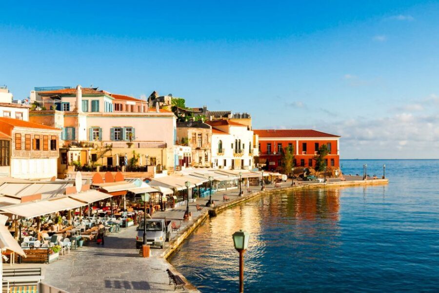 Rethymno: Full or Half-Day Trip to Chania with Audio Guide - The Venetian Port and coffee break: shopping with a view