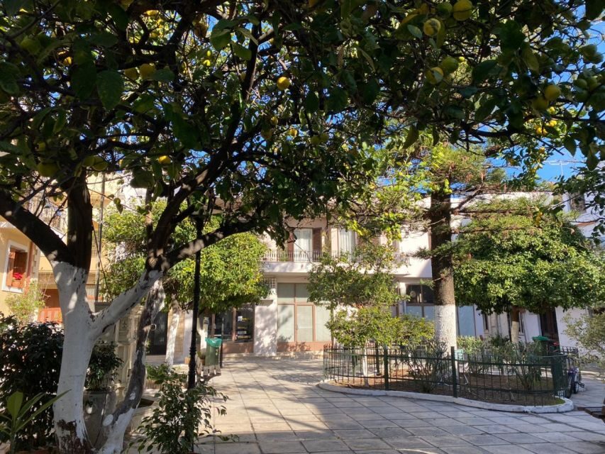 Rethymno: Old Town Walking Tour with Meal - Street-food and bakery stops: snacks that teach the rhythm of Rethymno