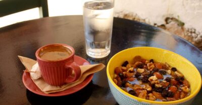 Rethymno: Private Old Town Highlights Tour with Street Food - Venetian and Ottoman Rethymno, explained on foot