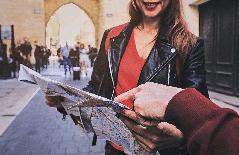 Rethymno Scavenger Hunt: Pirates, Food, Alcohol & Treasures - What the small group changes