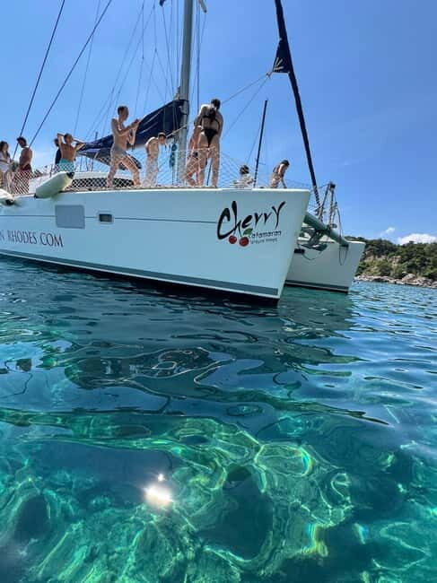 Rhodes: All inclusive Catamaran Escape with Lunch & Drinks - Food and drinks: What’s included and why it’s good value