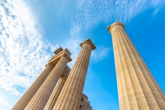 Rhodes: Ancient Lindos Acropolis Admission Ticket - Entering the Acropolis: how the site unfolds on the hill