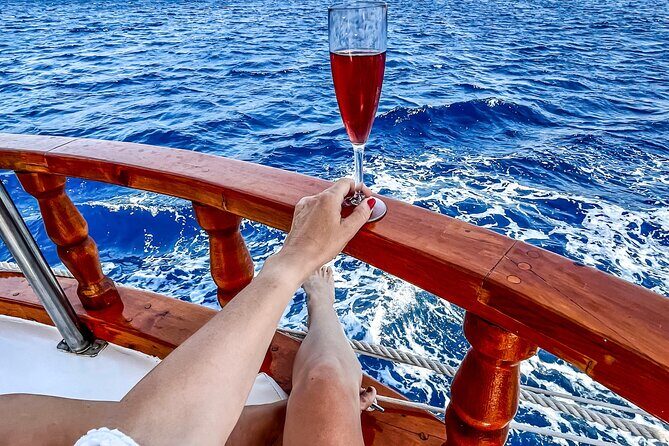 Rhodes Day Cruise (with lunch & unlimited drinks) 5,5 Hours - Stop 3: Kallithea Springs for your last splash in crystal-clear water