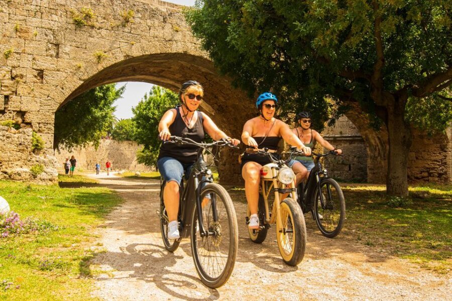 Rhodes: E-bike Highlights Sunset or Morning Photo Tour - Old Town lanes: Ippokratous Square, Socratous Street, and the Street of the Knights
