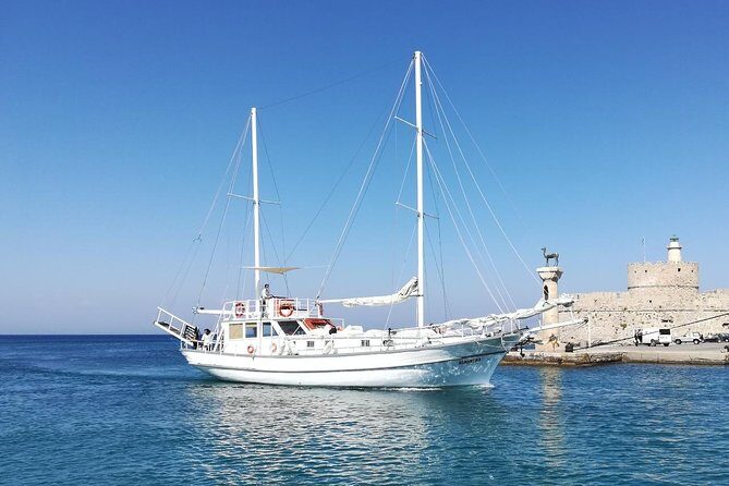 Rhodes Exclusive Sunset tour Cocktail Open bar Gourmet Live Music - Live Music During the Cruise Back to Mandraki