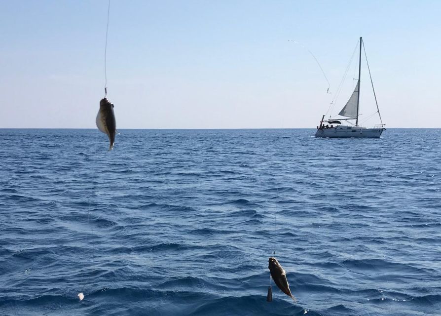 Rhodes: Fishing Boat Trip (Small Group, Food & Drinks incl.) - A four-hour boat outing on the Rhodes coast
