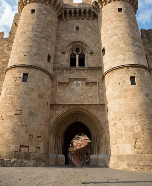 Rhodes: Free exploration of Rhodes City Transfer. - Key points at a glance