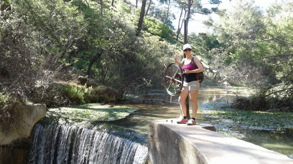 Rhodes: Guided Hike to 7 springs from Archangelos - Who will enjoy this hike most