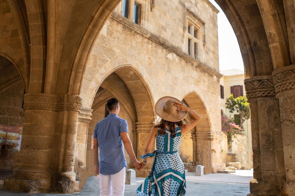 Rhodes: Guided Rhodes City By Night with Live Music & Dinner - Who should book this experience?