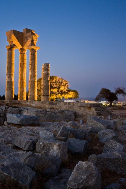 Rhodes: Guided Rhodes City By Night with Live Music & Dinner - The guide and the value of a small group