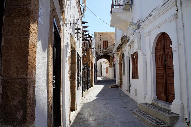 RHODES IN ONE DAY - GREAT OVERVIEW OF THE ISLAND - Up to 4 People - Lindos: choose the Acropolis or the village