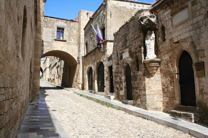 Rhodes Old Town Walking Tour (Small Group) - Who this walking tour is best for (and who should skip it)