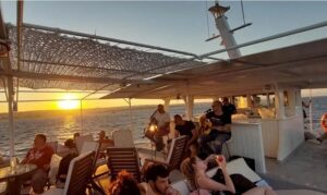Rhodes: Sunset Cruise with Live Music, Wine & Greek Buffet - The 45-minute yacht cruise: getting your bearings on the east coast