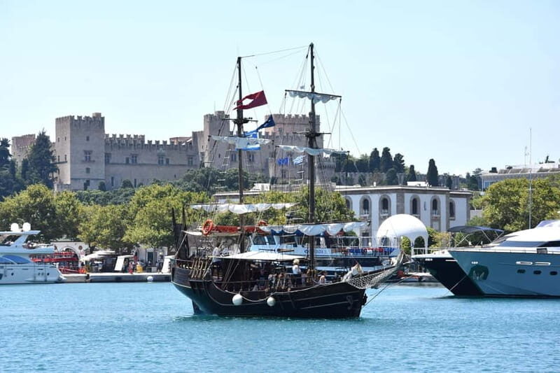 Rhodes:1-hour Sightseeing Day Cruise on an 18th-Century Boat - A 1-hour Rhodes Town cruise on an 18th-century style sailing ship