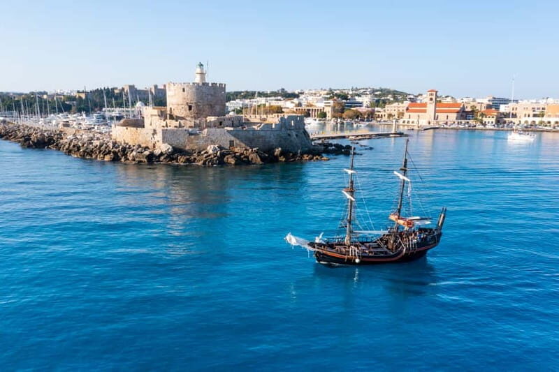 Rhodes:1-hour Sightseeing Day Cruise on an 18th-Century Boat - Seeing the Medieval town and fortifications from offshore