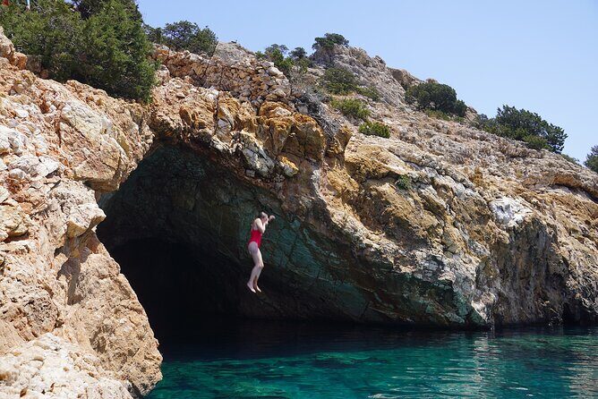 Rina Cave Sea Kayak Tour with Snorkeling and Picnic - Getting to Kalantos Beach: the start that sets the tone