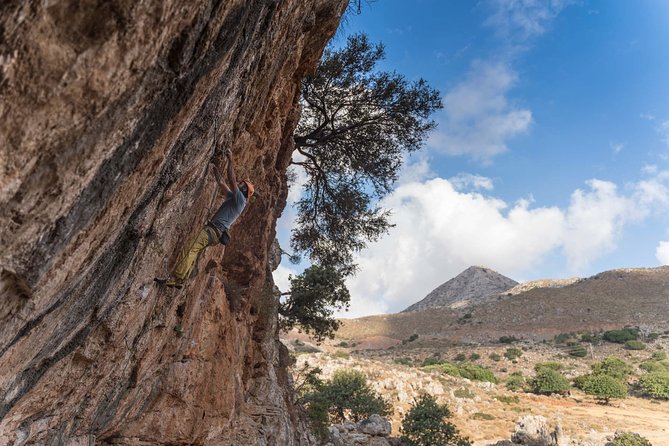 Rock Climbing Course - A climbing site chosen for your ability