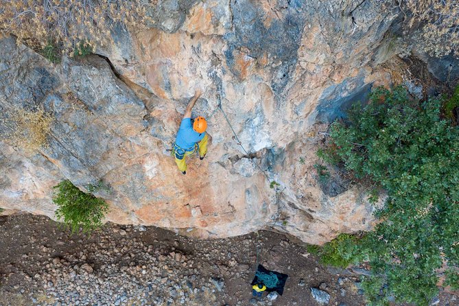 Rock Climbing Course - Equipment provided, so packing is easier