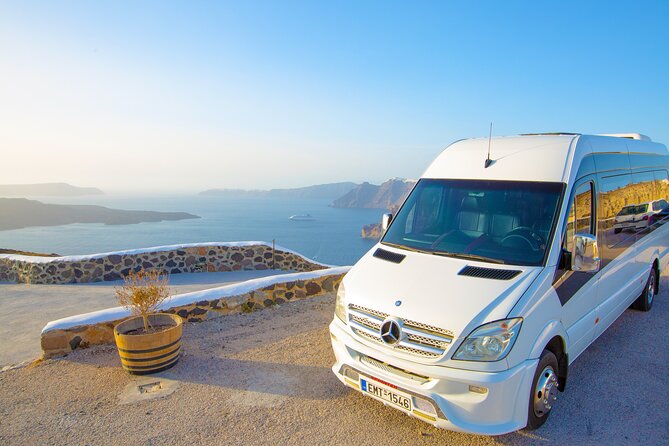 Romantic Private Day Tour in Santorini - A compact private tour with a wide Santorini view