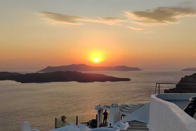 Romantic Private Day Tour in Santorini - Perissa Black Sand Beach: one hour by the shore