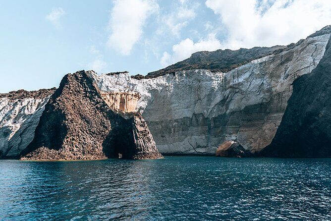 Round of Milos and Poliegos Sailing boat snorkelling cruise - Klima and Seagull Islands: Photos from the Capital and a Hexagonal Lava Puzzle