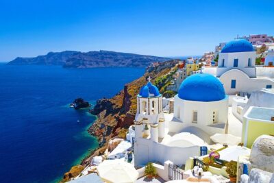 Round trip transfer For Oia - What the three-hour schedule really means