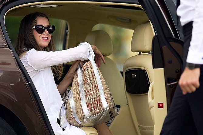 Roundtrip Transfer from Athens Airport to Athens City - Who should book it, and who should skip it