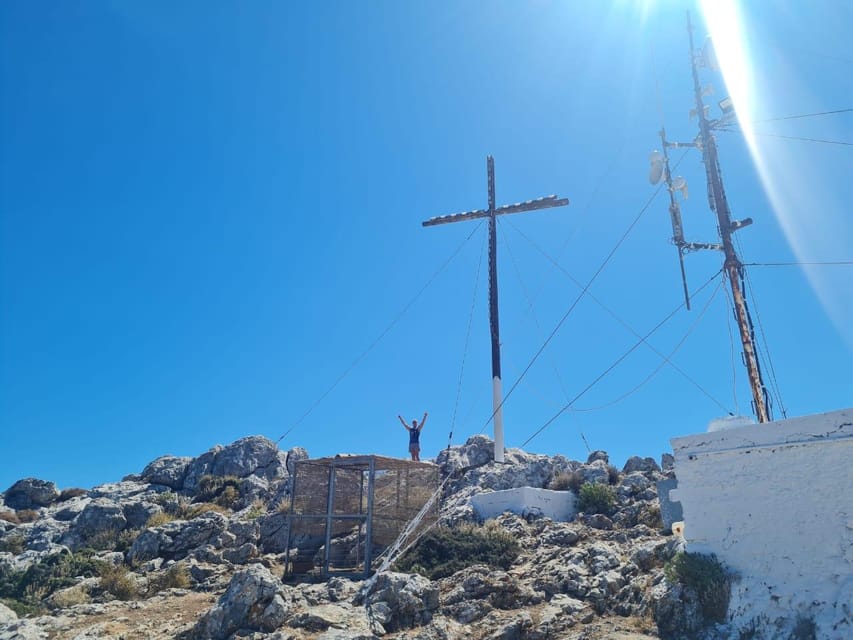 Safari: Juhtas mount,raki and wine distillery,explore crete - What to pack for caves, villages, and the mountain