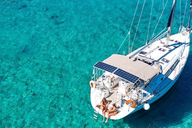 Sailing Cruise to Dia Island with Meal and Water Activities - Should you book the Dia Island sailing cruise?