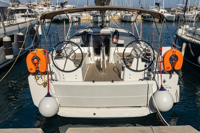 Sailing Private Cruises in Northwest Rhodos Coastline - The return sail: one uninterrupted hour at sea