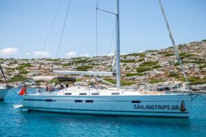 Sailing Trip to Dia with Snorkeling, Dining & Sunset Option - Heraklion from the water: Koules and the harbor scenery