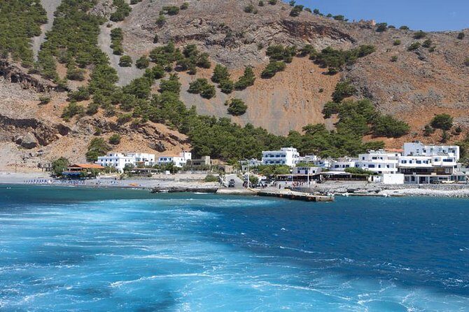 Samaria Gorge Hike from Heraklion region - Samaria Gorge: what 18 km really feels like