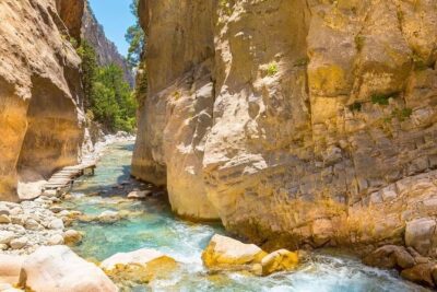 Samaria the Lazy Way, from Chania - Ksyloskalo gives you the high view first