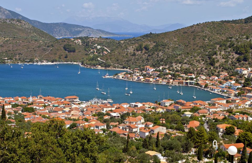 Sami: Ithaca Island Boat Cruise with Swim Stops and Snacks - Food, drinks, and comfort onboard
