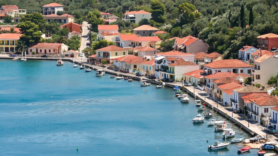 Sami: Ithaca Island Boat Cruise with Swim Stops and Snacks - Seventy minutes in Vathi