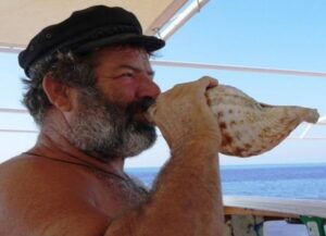 Samos: Boat Tour with BBQ Lunch to Samiopoula - The Kaiki boat ride: why an 8-hour sea day feels worth it