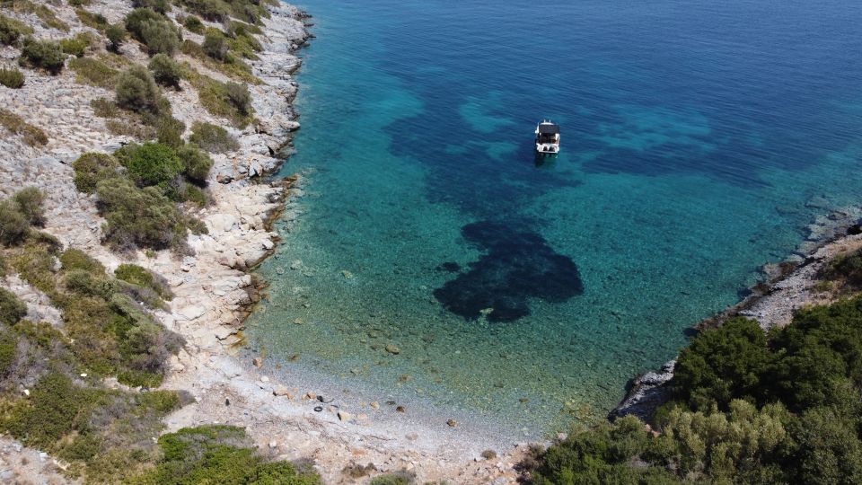 Samos: private boat tours - Mertziki and Psili Ammos close the water portion