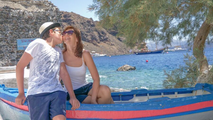 Santorini 2-Day Combo: Volcano Boat Cruise & Island Bus Tour - Should You Book This Santorini 2-Day Combo?