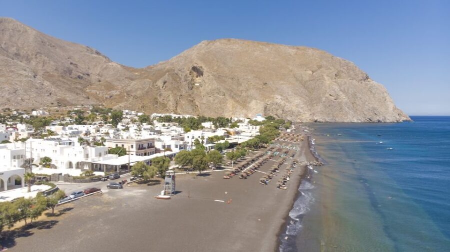 Santorini 2-Day Combo: Volcano Boat Cruise & Island Bus Tour - Who This Santorini 2-Day Combo Tour Is Best For