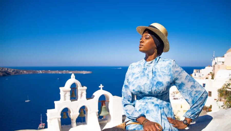Santorini: 40-minute Photoshoot in Oia - Key highlights to know before you go