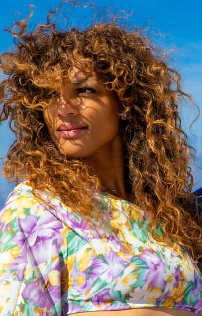 Santorini: 40-minute Photoshoot in Oia - Should you book this Oia photoshoot?