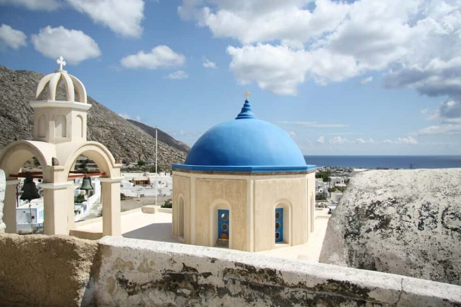 Santorini: 5‑Hour Private Tour for Cruise Ship Guests - Black Beach and the Perissa/Kamari area: where you can cool off