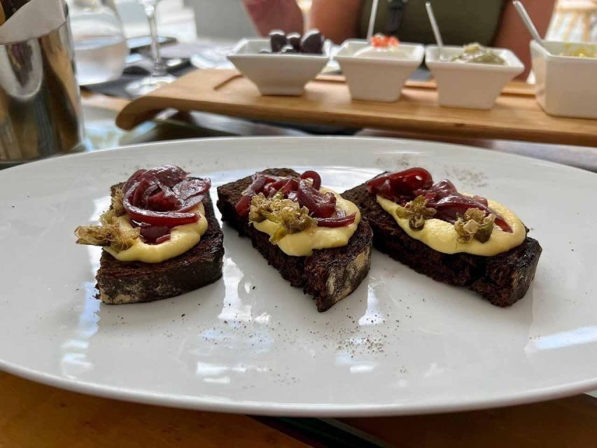 Santorini: 5-Hour Private Wine Tour - Santorini Wine in 5 Hours: The private, tasting-heavy plan