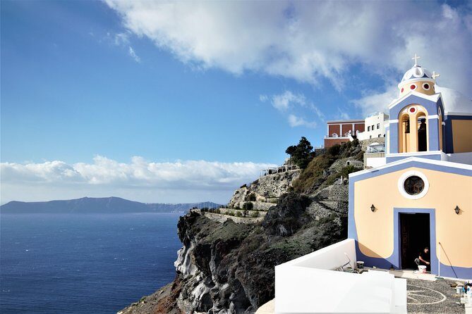 Santorini 6 Hour Private Custom Tour With a Local Driver - The Car Matters: Air-Conditioned Mercedes and Real Comfort