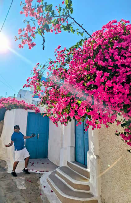 Santorini: 6-Hour Private Sightseeing Tour - Perivolos closes the day with lunch and swimming