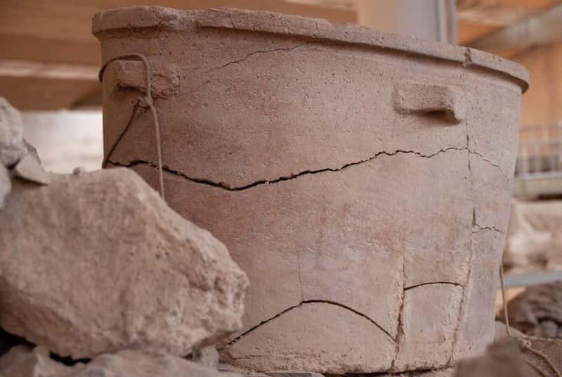 Santorini: Akrotiri Ticket with Optional Self-Guided Audios - What to bring (and what to plan for inside)